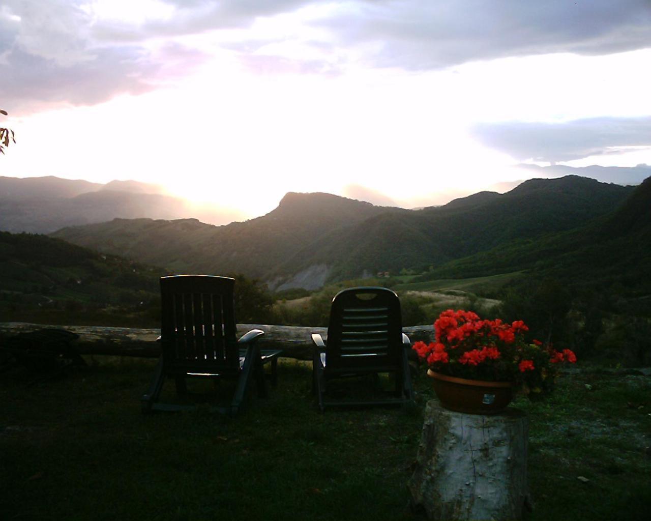 Вілла La Piana Dei Castagni Castel d'Aiano Екстер'єр фото